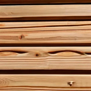 Почему долговечность древесины зависит от сочетания нескольких мер защиты