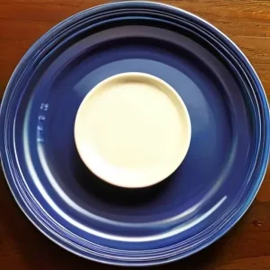 Почему выбор между массивом и плитой определяется логикой конечного изделия